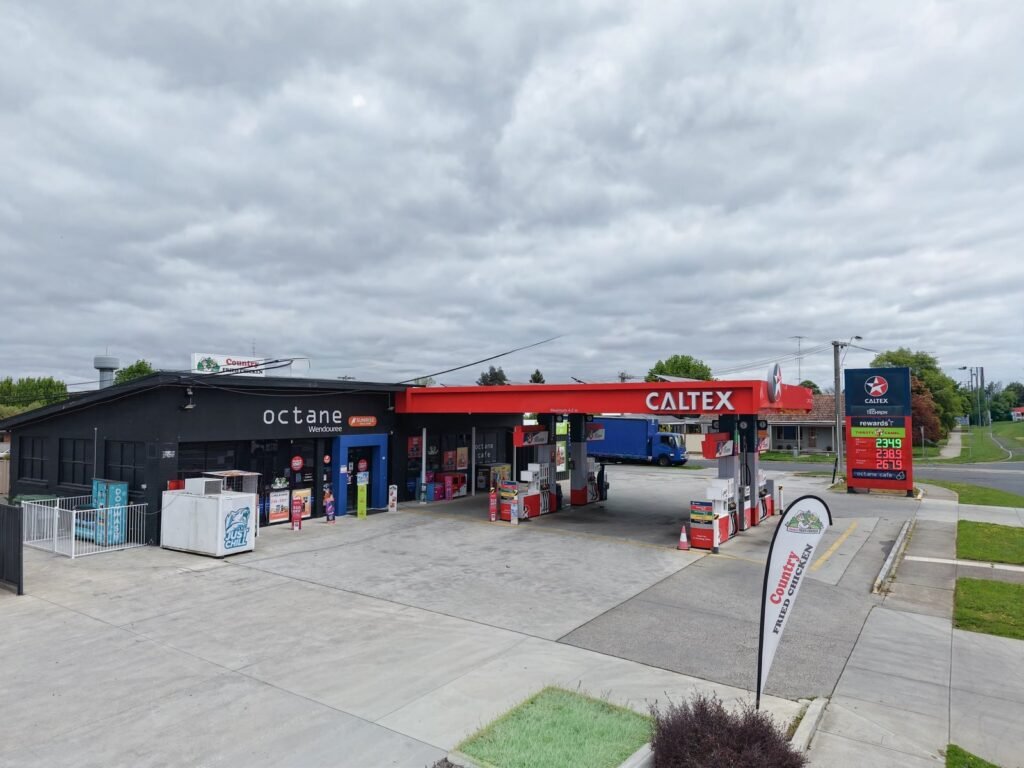 Wide view of the Octane Wendouree site with its forecourt and Caltex canopy